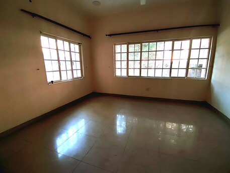 Segaya, Villas, BHD 550,  300 Sq. Meter,  3 BHK Beautiful Garden Villa For Rent In Segaya  Near Al Hayat Mall BD 550/-