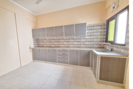 Arad, Apartments/Houses, BHD 200/month,  Furnished,  3 BR,  Special Offer!!! | 3 Bhk With 4 Bathroom | Spacious | Closed Kitchen | With Ac | Arad