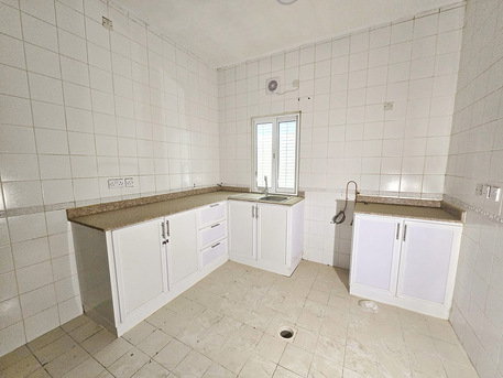 Jid Ali, Villas, BHD 350,  220 Sq. Meter,  Villa For Rent In Jidali 4BHK Private Car Park