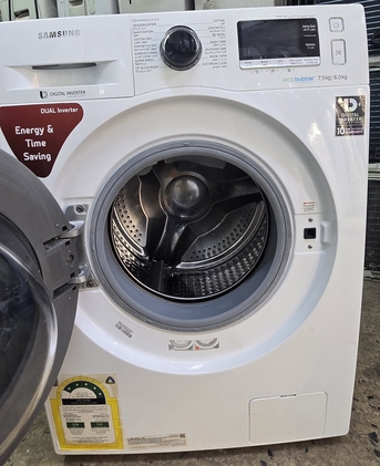 Al Malaz, Furniture, SAR 1,  Used Washing Machine For Selling