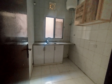 Manama, Apartments/Houses, BHD 130/month,  1 BR,  1Bath Small Hall. Kitchen. No Lift Frist Floor, In -(((Sagiya)))
