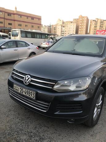 Kuwait City, Vehicles, Cars & Trucks , KWD 3600,  Volkswagen Touareg 2,  2013,  Automatic,  137000 KM,  Tawareg For Sale