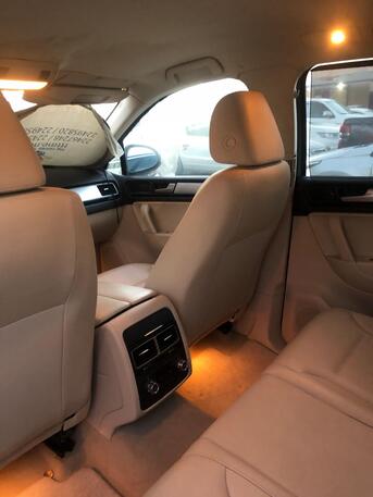 Kuwait City, Vehicles, Cars & Trucks , KWD 3600,  Volkswagen Tawareg,  2013,  Automatic,  137000 KM,  Tawareg For Sale