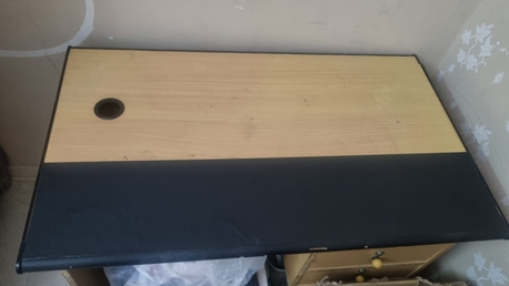 Yanbu, Furniture, SAR 70,  Computer Tables - Throw Away Price
