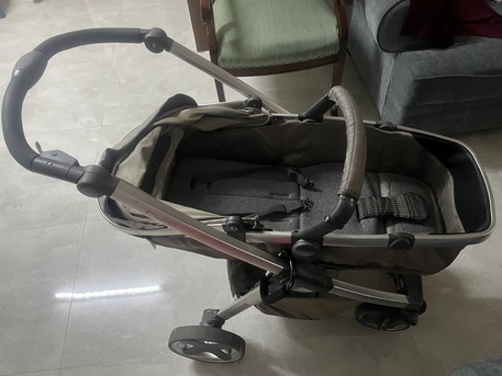 Dhahran, Baby & Kid Stuff, SAR 400,  Giggles Tulip Khaki Convertible Stroller