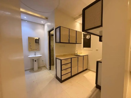 Al Malaz, Job Seekers, Carpenter Al Malaz Riyadh