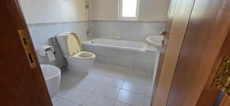 Saar, Villas, BHD 650,  Semi Furnished Family Villa For Rent In Saar With Private Pool In A Compound