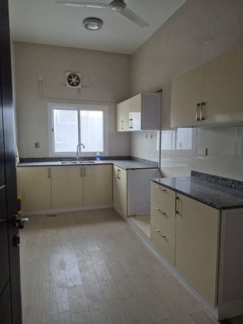 Jid Ali, Apartments/Houses, BHD 220/month,  2 BR,  2 Bkh Very Neat Flat For Rent