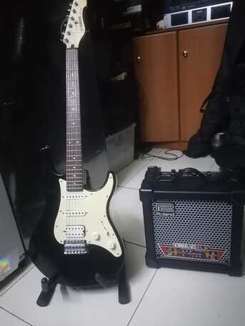 Olaya, Musical Instruments, SAR 650,  Yamaha Guitar EG112C