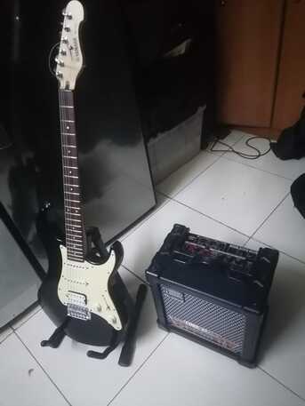 Olaya, Musical Instruments, SAR 650,  Yamaha Guitar EG112C