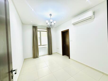 Janabiya, Apartments, Flats, Houses & Villas, BHD 250/month,  3 BR,  Semi Furnished 3 Bedroom Flat With Living Room, Closed Kitchen, And 3 Bathroom