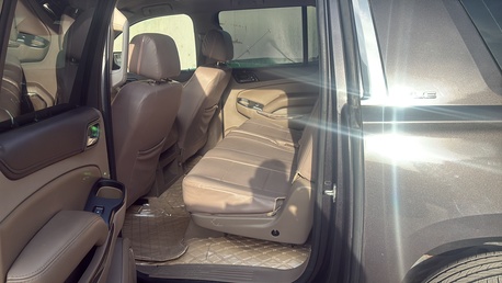 Riyadh, Vehicles, Cars & Trucks , SAR 22000,  Gmc Yukon XL,  2016,  Automatic,  294000 KM,   ,Excellent Condition