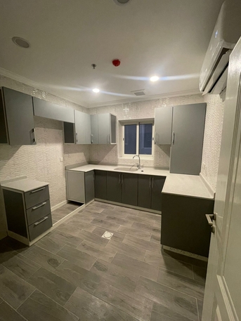 Khobar, Apartments/Houses, SAR 3484/month,  Furnished,  4 BR,  A Very Quiet And Nice Apartment Where Located In Front Of Al-Shubili Grand Mall