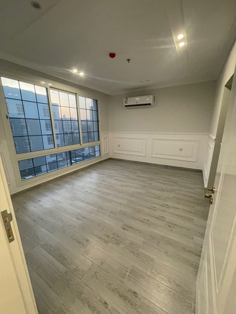 Khobar, Apartments/Houses, SAR 3484/month,  Furnished,  4 BR,  A Very Quiet And Nice Apartment Where Located In Front Of Al-Shubili Grand Mall