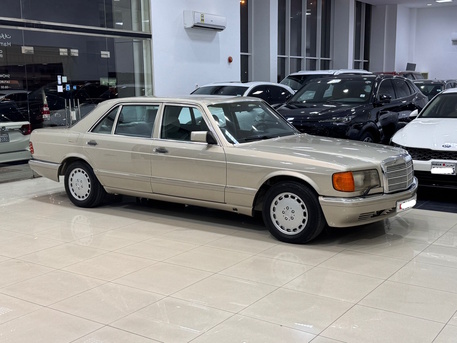Manama, Vehicles, Cars & Trucks , BHD 2950,  Mercedes Benz 300SEL,  1986,  Automatic,  128000 KM,    (Silver)