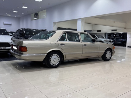 Manama, Vehicles, Cars & Trucks , BHD 2950,  Mercedes Benz 300SEL,  1986,  Automatic,  128000 KM,    (Silver)