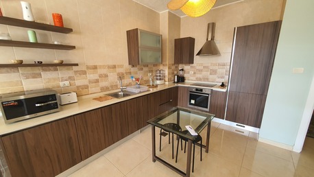 Amman, Apartments/Houses, JOD 13000/year,  Furnished,  3 BR,  Fully Furnished 3B Apart With Baconly In Jabal Webdeh 00962777688956