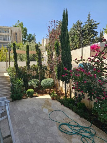 Amman, Apartments/Houses, JOD 8000/year,  Furnished,  3 BR,  Ground Fully Furinshed 3B Apartment With Outside Garden In 4 Circle 00962777688956