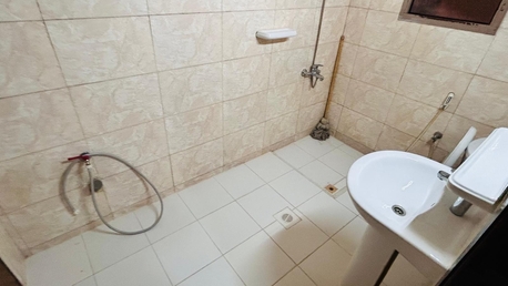 Zinj, Apartments/Houses, BHD 250/month,  1 BR,  SEMI- FURNISHED 1BHK APARTMENT FOR RENT IN ZINJ :SUBEER-38185065