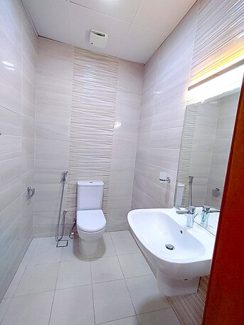 Al Seef, Apartments/Houses, BHD 320/month, Furnished, 1 BR, 75 Sq. Meter, Furnished 1 BHK Luxury Apartment For Rent In Seef BD.320/-