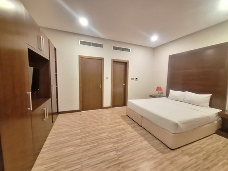 Juffair, Apartments/Houses, BHD 300/month,  Furnished,  1 BR,  Gorgeous | Modern Interior | Balcony | Internet | Housekeeping | In New Juffair