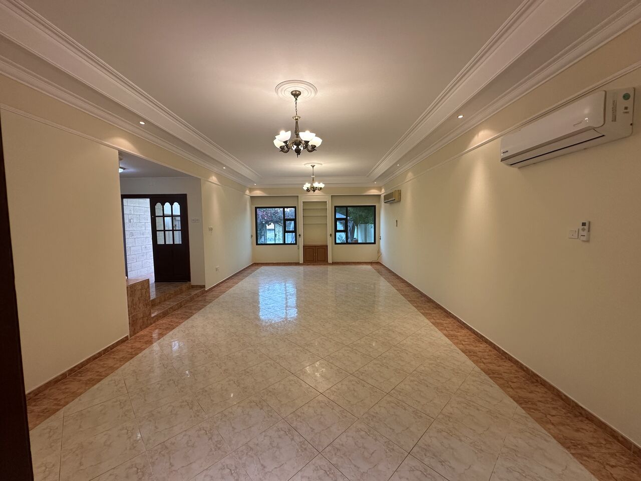 Sanad, Villas, BHD 575,  Furnished,  2700 Sq. Feet,  Luxury Villa For Rent In Jurdab Near Sanad And Isa Town