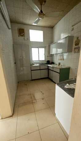 Salmaniya, Apartments/Houses, BHD 220/month,  3 BR,  3 Bedroom Unfurnished Flat For Rent Without Ewa