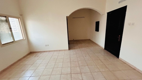 Zinj, Apartments/Houses, BHD 175/month,  1 BR,  SPACIOUS UN FURNISHED 1 BHK APARTMENT FOR RENT IN ZINJ-: SUBEER*38185065*