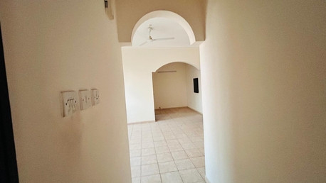 Zinj, Apartments/Houses, BHD 175/month,  1 BR,  SPACIOUS UN FURNISHED 1 BHK APARTMENT FOR RENT IN ZINJ-: SUBEER*38185065*