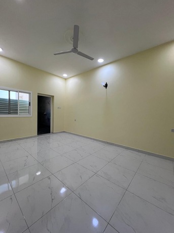 Manama, Apartments/Houses, BHD 250/month,  2 BR,  150 Sq. Meter,  Great Opportunity Flat For Rent In Al Daih Area Closed To Seef Area