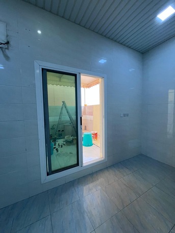 Manama, Apartments/Houses, BHD 250/month,  2 BR,  150 Sq. Meter,  Great Opportunity Flat For Rent In Al Daih Area Closed To Seef Area