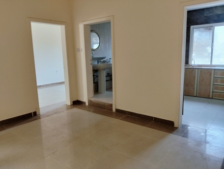 Hoora, Offices, BHD 150,  1BHK. Commercil Offic Flat For Rent.1Room.Hall. Kitchen. No.lift.2Nd Floor In -((Hoor)))