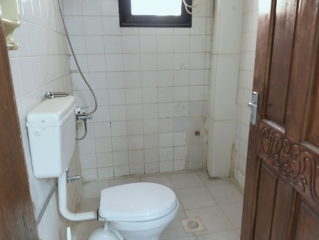 Hoora, Apartments/Houses, BHD 220/month,  2 BR,  2Bedroom 2Bath Small. Kitchen. Balcony, Lift. S/F. With A/C Inc Ewa In -(((Hoora)))