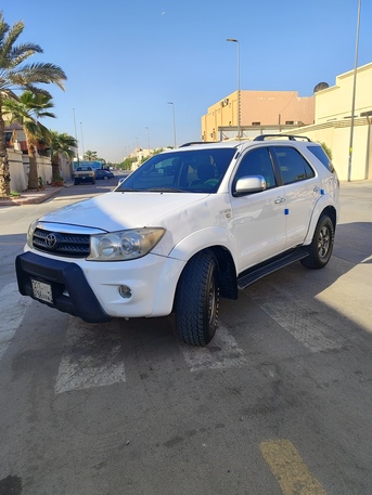 Riyadh, Vehicles, Cars & Trucks , SAR 34000,  Toyota Fortuner,  2009,  Automatic,  353000 KM,  For Sale:   &ndash; Excellent Condition