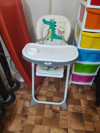 Riyadh, Household Items, SAR 320,  SAR 320, Baby Items || Walker, High Chair, Cot For Sale