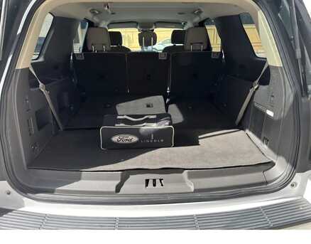 Riyadh, Vehicles, Cars & Trucks , SAR 115000,  Ford Expedition XLT,  2020,  Automatic,  155000 KM,   Ford Expedition (Mid‑Option / XLT) - Agency Maintained