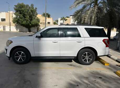 Riyadh, Vehicles, Cars & Trucks , SAR 115000,  Ford Expedition XLT,  2020,  Automatic,  155000 KM,   Ford Expedition (Mid‑Option / XLT) - Agency Maintained