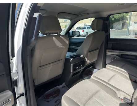 Riyadh, Vehicles, Cars & Trucks , SAR 115000,  Ford Expedition XLT,  2020,  Automatic,  155000 KM,   Ford Expedition (Mid‑Option / XLT) - Agency Maintained