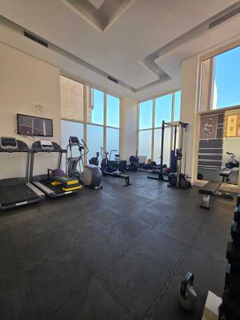 Salmiya, Apartments/Houses, KWD 875/month,  3 BR,  A Spacious And Luxurious 3-bedroom Apartment In Salmiya With A Direct Sea View.