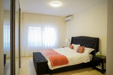 Amman, Apartments/Houses, JOD 16000/year,  Furnished,  4 BR,  Fully Furnished 4B Apart With Baconly And Terrace N 5 Circle 00962777688956