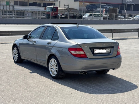 Manama, Vehicles, Cars & Trucks , BHD 1950,  Mercedes Benz C-200,  2009,  Automatic,  259400 KM,   /  (Silver)