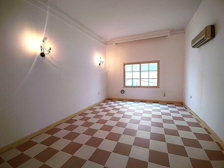 Adliya, Villas, BHD 550,  300 Sq. Meter,  4 BHK Semi Furnished Villa For Rent In Adliya  BD 550/-