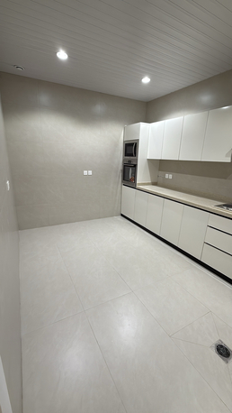 Olaya, Apartments, Flats, Houses & Villas, SAR 80000/year,  4 BR,  New Spacious Floor In Quiet Neighborhood