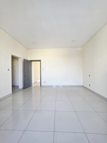 Adliya, Apartments/Houses, BHD 330/month,  2 BR,  -Very Neet & Clean Semi Furnished 2 BHK Flat With Ewa, Parking @330/BD In Adliya