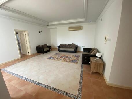 Adliya, Apartments/Houses, BHD 650/month,  5 BR,  Very Nice  Semi Furnished Vila  With Parking  & Maidroom
