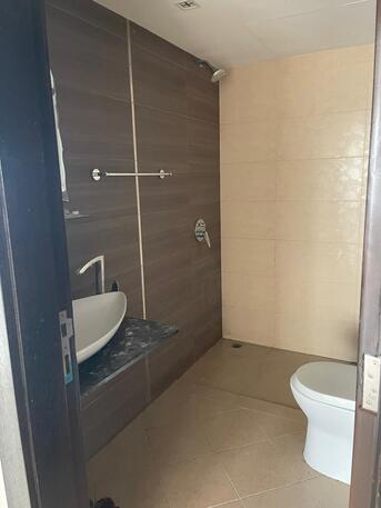 Sanabis, Apartments/Houses, BHD 270/month,  3 BR,  160 Sq. Meter,  3 Bhk Semi Furnished Flat Available In Sanabis Call Aleena