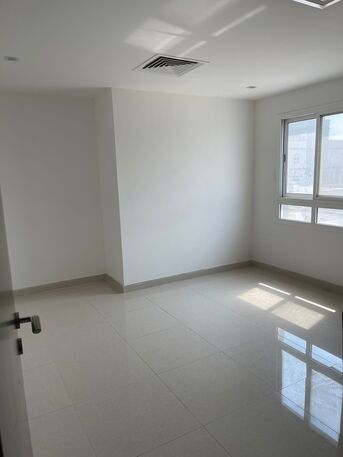 Sanabis, Apartments/Houses, BHD 230/month,  1 BR,  100 Sq. Meter,  1 Bhk Semi Furnished Flat Available In Sanabis Call Aleena