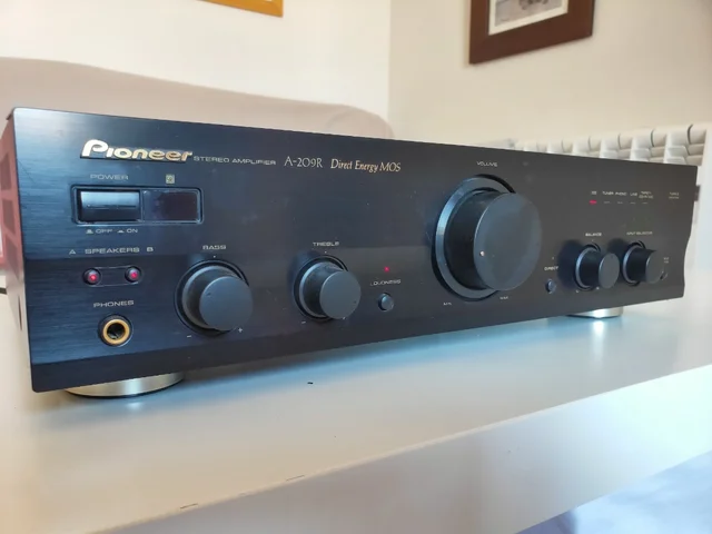 Manama, Home Audio, BHD 80,  Pioneer Amplifier & Speaker For Sale