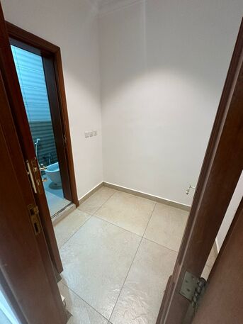 Kuwait City, Apartments/Houses, KWD 500/month,  3 BR,  Rental Opportunity: Three-Bedroom Family Apartment In The Quiet Abu Ftaira Area