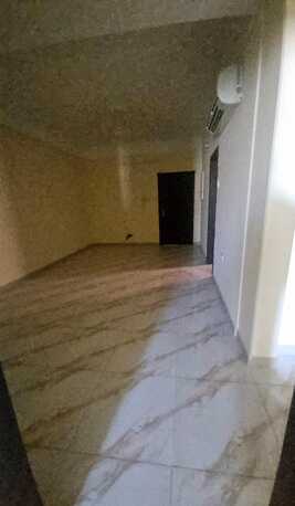 Salmaniya, Apartments/Houses, BHD 200/month,  2 BR,  2 Bedroom Semi Furnished Flat For Rent Without Ewa